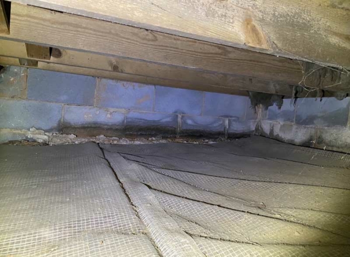 Water Intrusion in Crawlspace